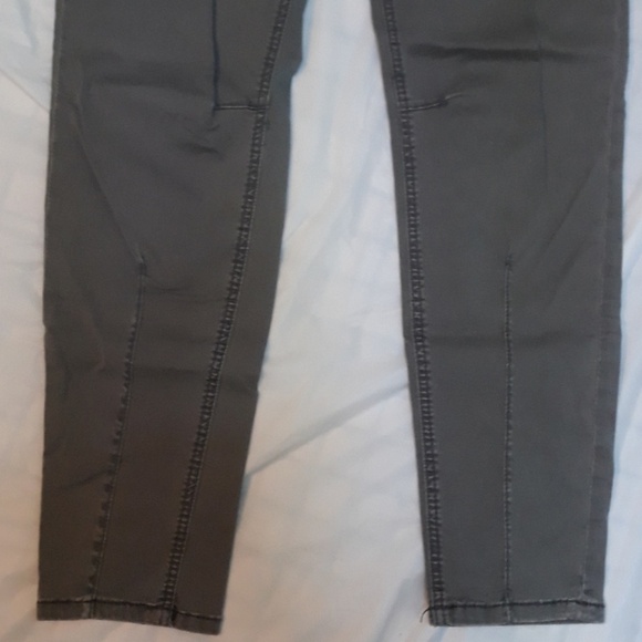 Seven Jeans - Picture 7 of 8